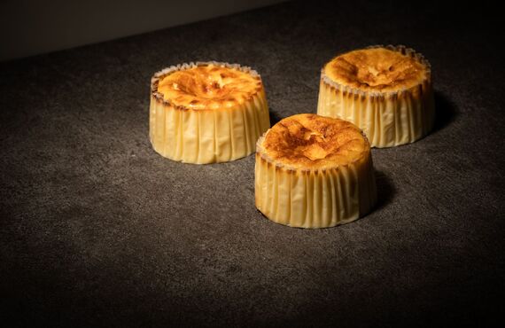 ギフトにもおすすめの可愛いパッケージが人気です | バスクチーズケーキの通販なら本格的なバル＆キッチン SoL